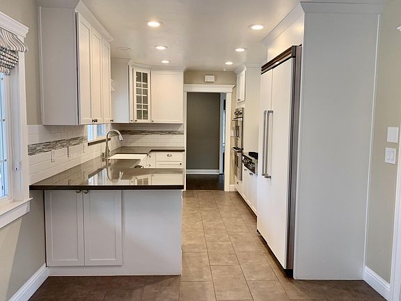 4th image of 14769 Vickery Ave
