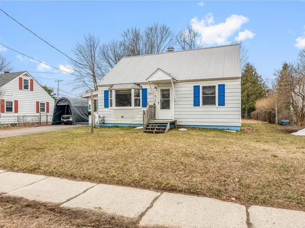2007 North Avenue, Burlington, VT 05408
