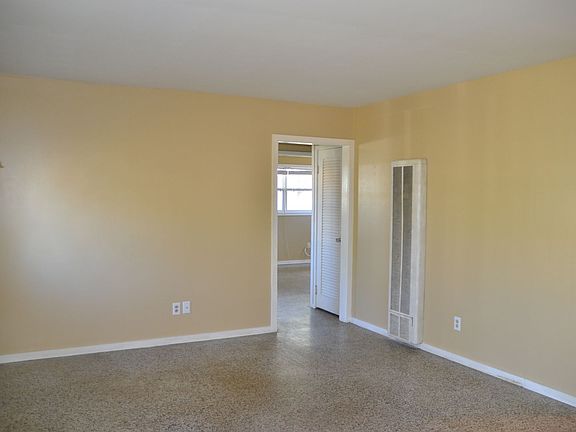 3rd image of 645 16th Pl