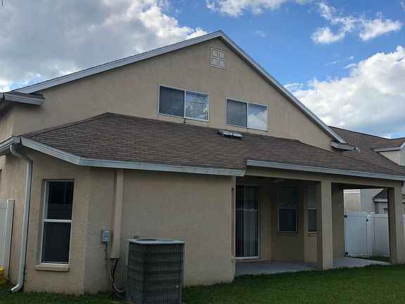 3rd image of 3212 Shady Lily Ln
