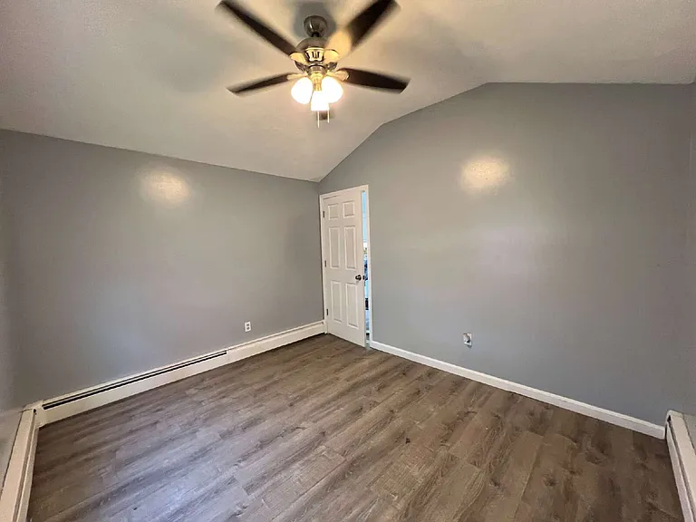 1 Eagan Pl — Photo 14
