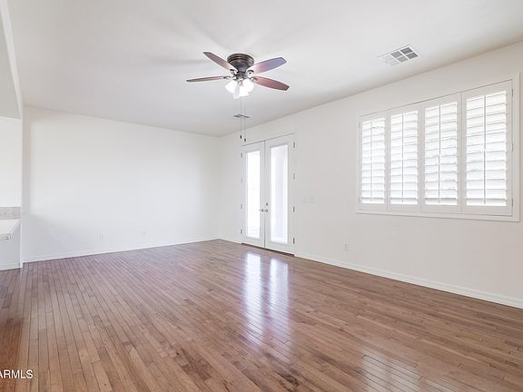 2nd image of 1084 W JAMAICA HOPE Way
