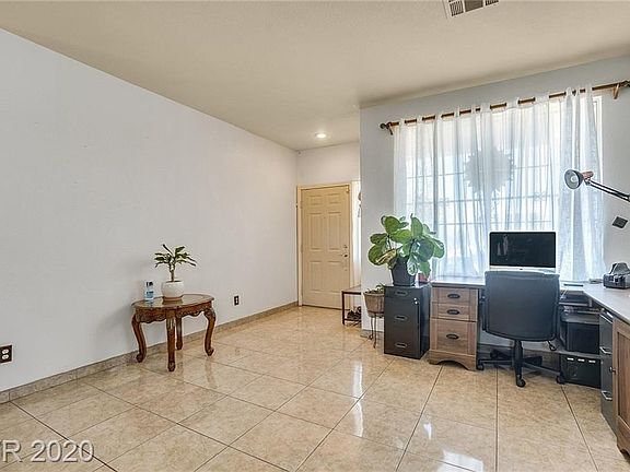 2nd image of 6076 Notre Dame Ave