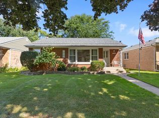 5312 Crain St, Skokie, IL 60077