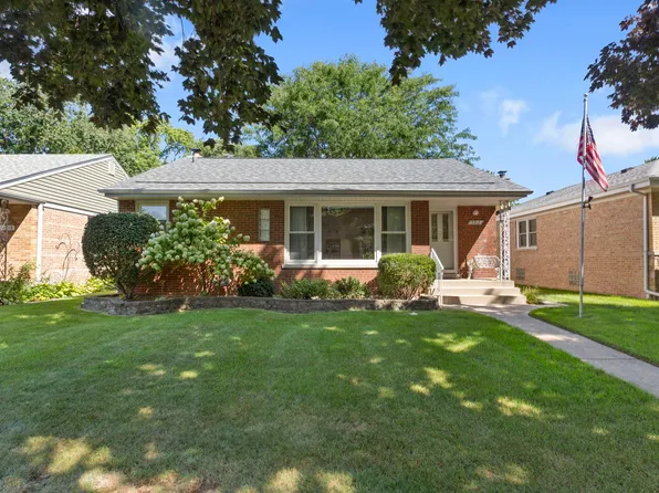 5312 Crain St, Skokie, IL 60077