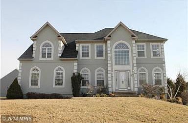 1st image of 17 Gray Birch Ln