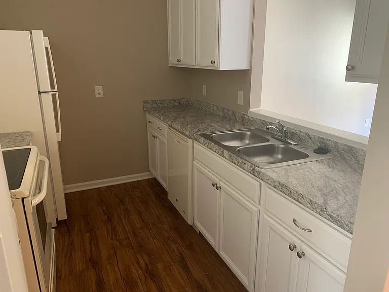 8533 Kangaroo Ct — Photo 6