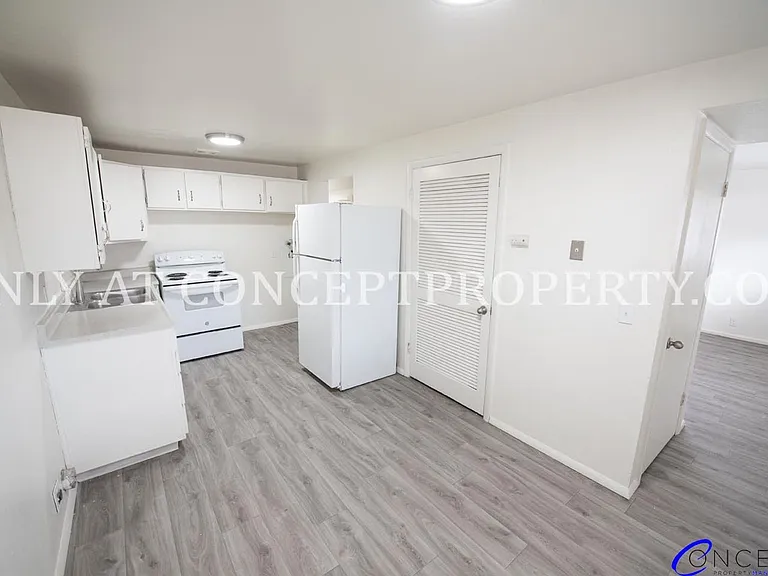 6660 S 1300 W — Photo 39
