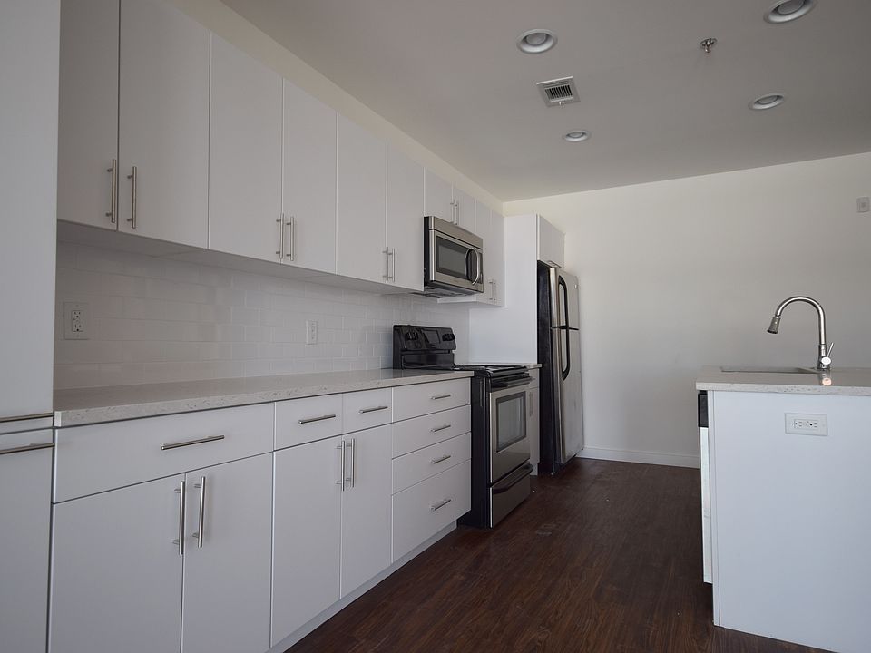 1st image of 414 E Capitol Ave APT 218