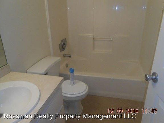5th image of 2649 Market St