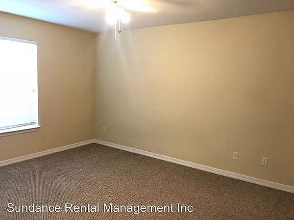 5th image of 2136 Whispering Pines Blvd Unit 8