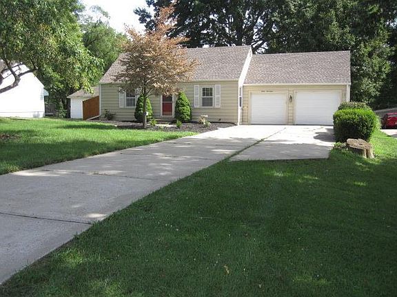 2nd image of 1217 W 31st St