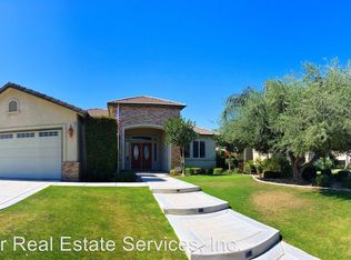 9811 Silverthorne Dr, Bakersfield, CA 93314