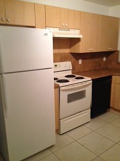 2nd image of 2911 SE 13th Ave Unit 104