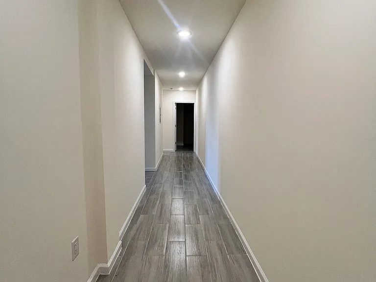 155 EVERGREEN PLACE — Photo 25