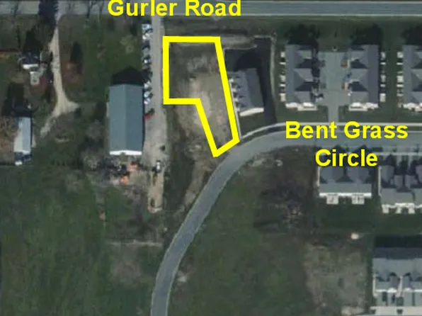 255 Bent Grass Cir, Dekalb, IL 60115