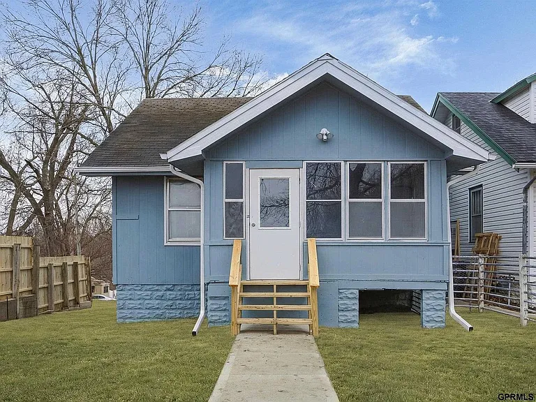 4413 Sprague St — Photo 16