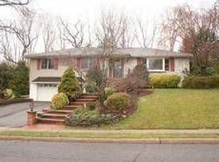 17 Cecilia Dr, Wayne, NJ 07470