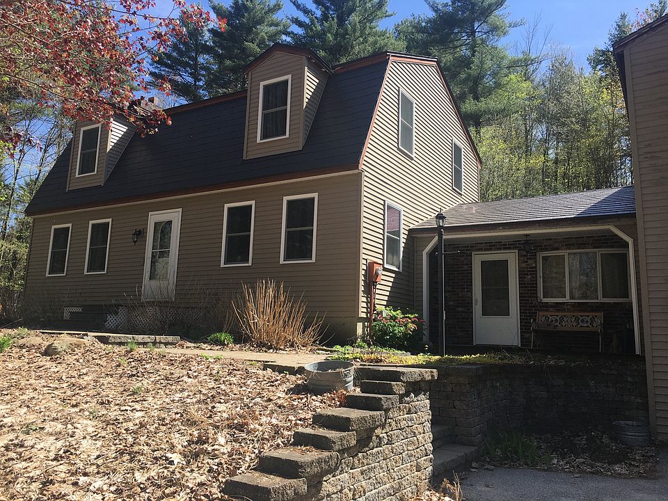 2nd image of 98 Bunker Hill Rd