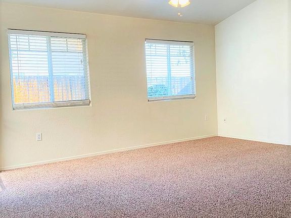 2nd image of 941 W Dakota Ave #129