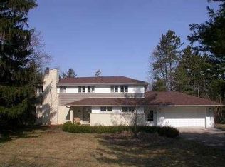 60 Underdown Rd, Ann Arbor, MI 48105