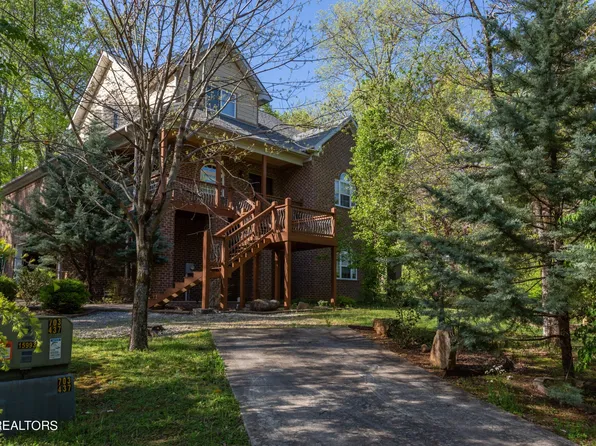 3946 Quarry Rd, Louisville, TN 37777