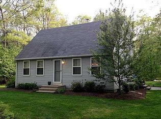 20 Boxwood Dr, Richmond, RI 02892