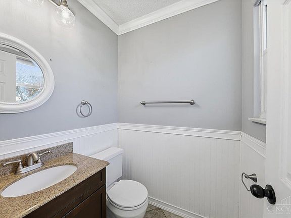2nd image of 8638 Northport Dr