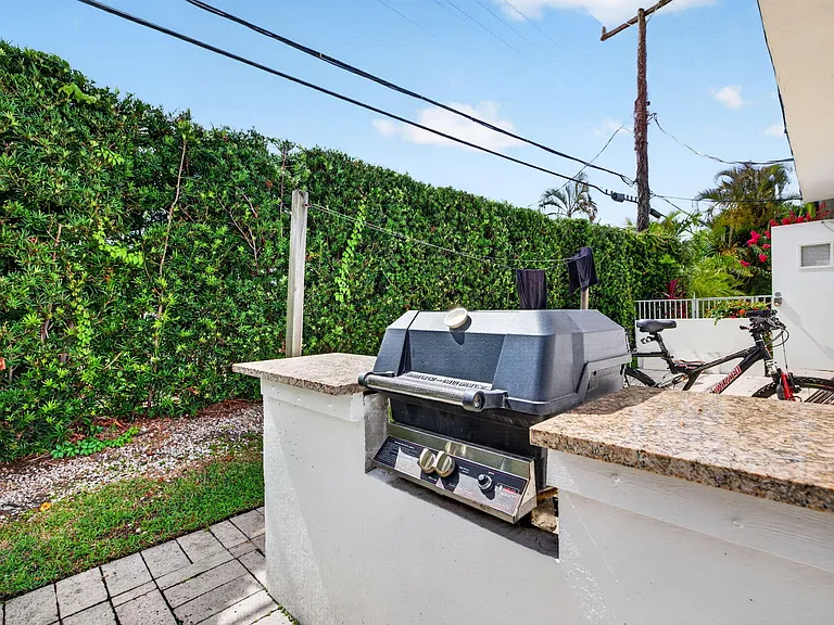 624 Orton Ave #3 — Photo 40