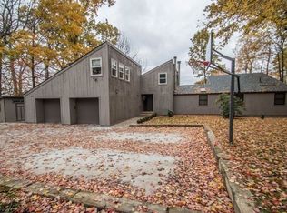 1007 Stewart Lake Rd, Kent, OH 44240