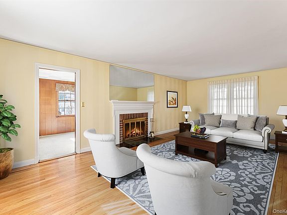 4th image of 1 Hoover Road