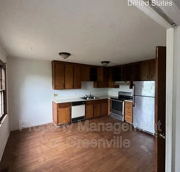 104 Shadow Wood Dr #D — Photo 3