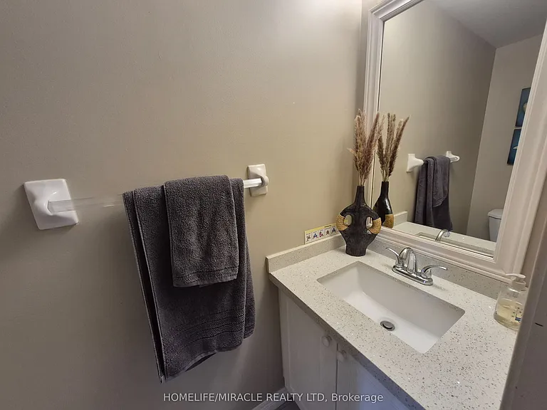 2237 Prescott Pl — Photo 14