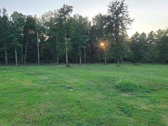 2nd image of 1167 County Road 2125