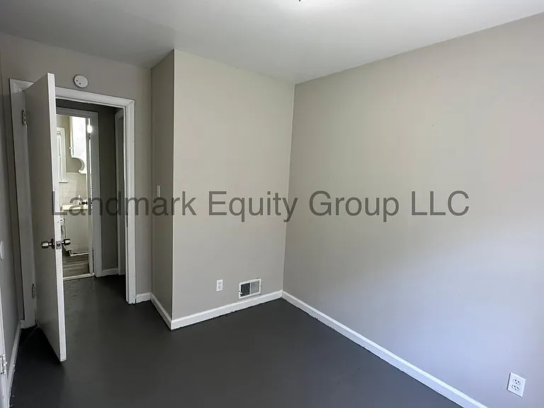 7405 Blue Ridge Blvd — Photo 11