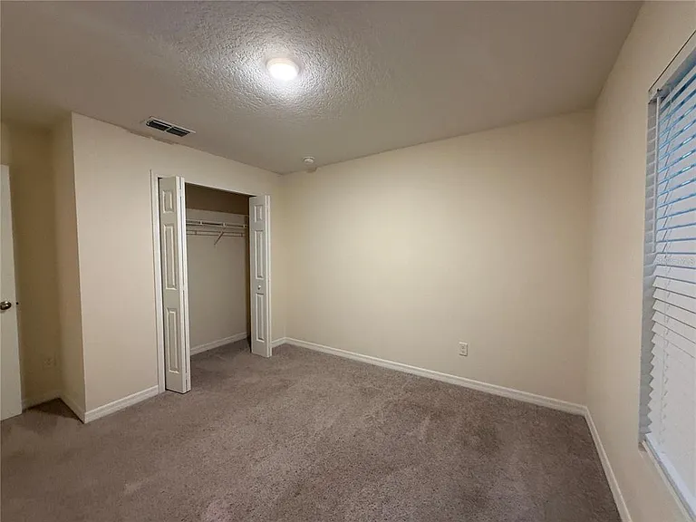44 Pineapple Dr — Photo 2