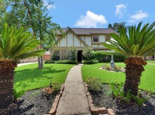 33 Devonshire Dr, Conroe, TX 77304