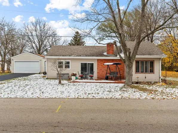 3737 S Mill Rd, Cherry Valley, IL 61016
