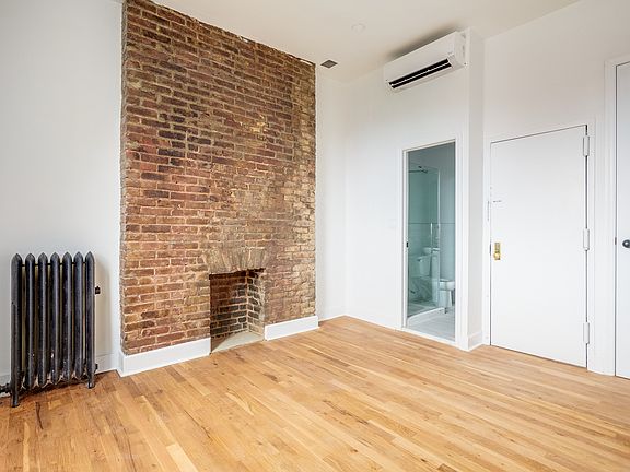 5th image of 167 Grand St APT 3