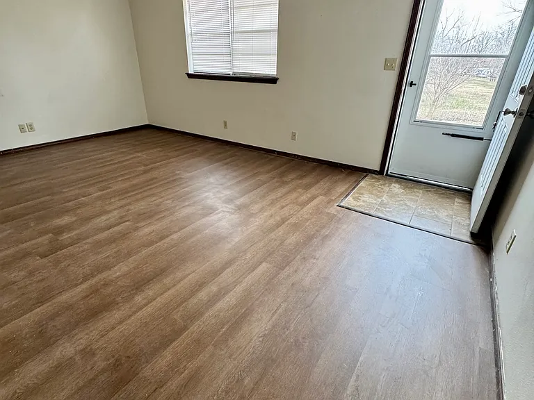 2313 E Oak Ave #2313 — Photo 7