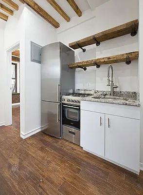 Rented by Triumph Property Group | media 6