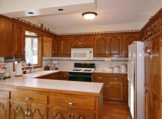 24735 Glen Rd, Shorewood, MN 55331