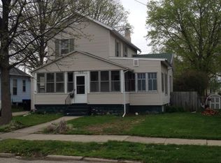 709 1/2 W Macarthur Ave, Bloomington, IL