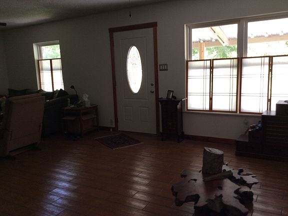 4th image of 17391 Briarwood Dr