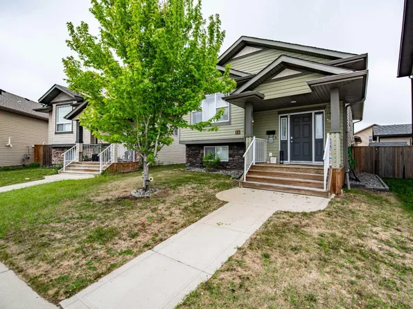 50 Trimble Close, Red Deer, AB T4P 0N6