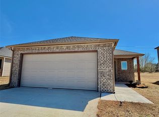 12044 SW 36th St, Mustang, OK 73064
