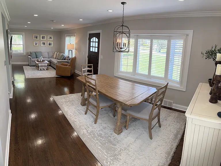 1213 W Vine St — Photo 2