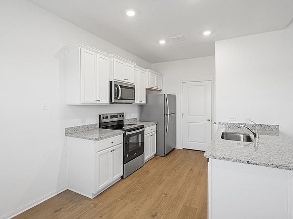 4th image of 23055 Glory Orchid Dr