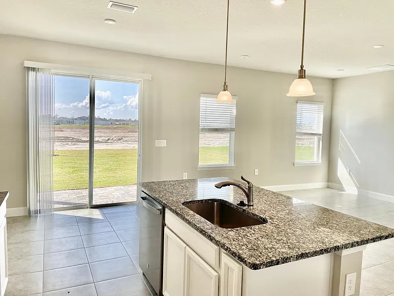 16212 S Port Harbor Blvd — Photo 10