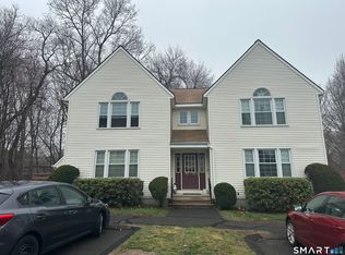 Fieldstone Village, Ellington, CT 06029